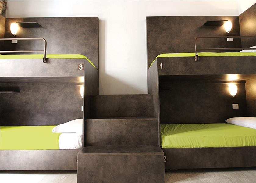 $PEEDY BED - Dormitorio Femminile - 4 Persone - Letto Singolo - Bagno Privato
