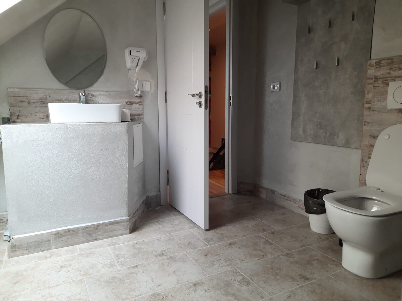 $UPER BED - Camera Matrimoniale - Letto Matrimoniale - Bagno Privato