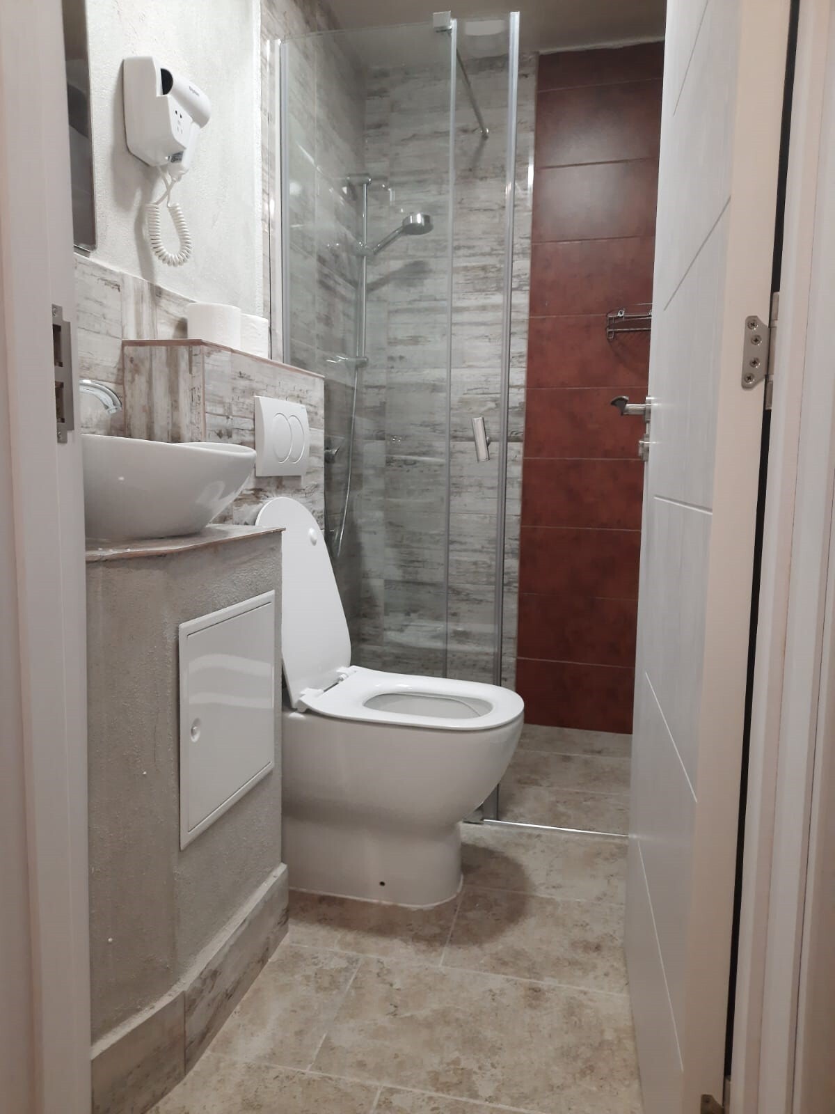 $UPER BED - Camera Privata - 6 Persone - 3 Letti Matrimoniali - Bagno Privato