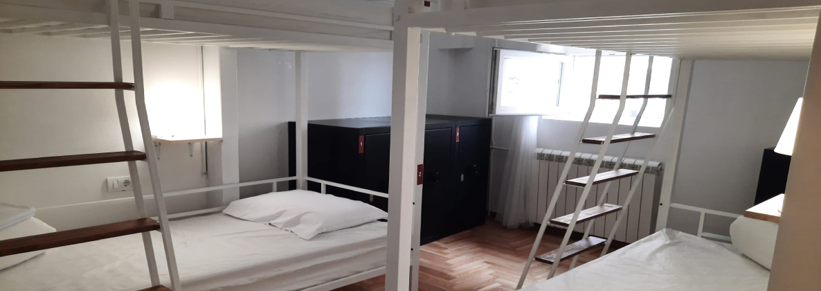 Emmet Solutions  Test Api Hotel