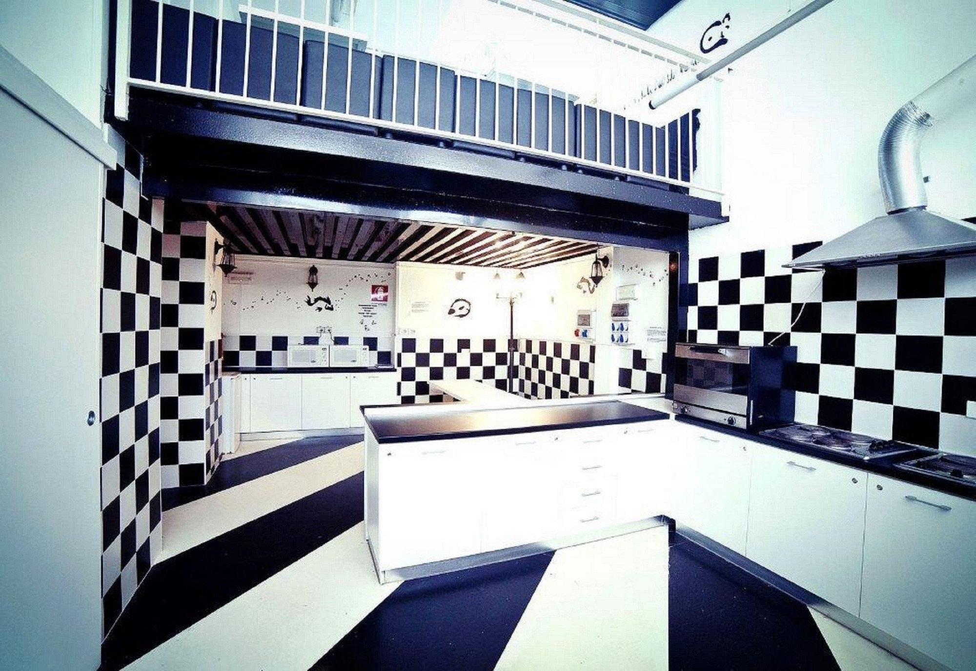 $MART BED - Mixed Dorm - 6 People - Single Bed - Private Bathroom